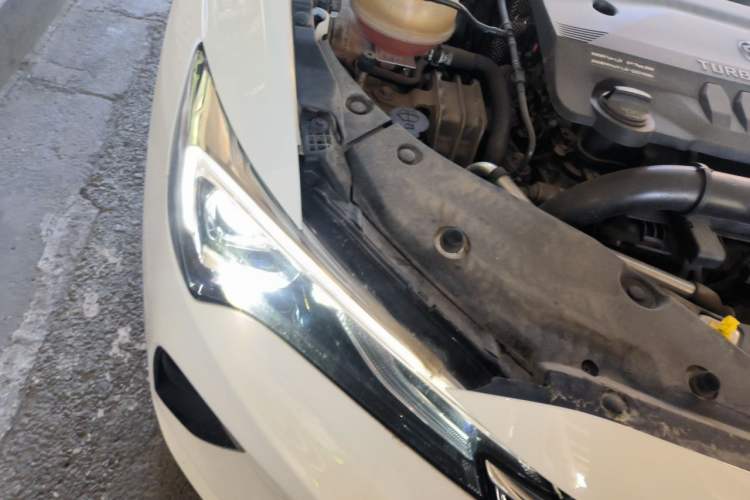 Used Buick Verano 2023 Pro Enjoyment Edition Right Front Headlight
