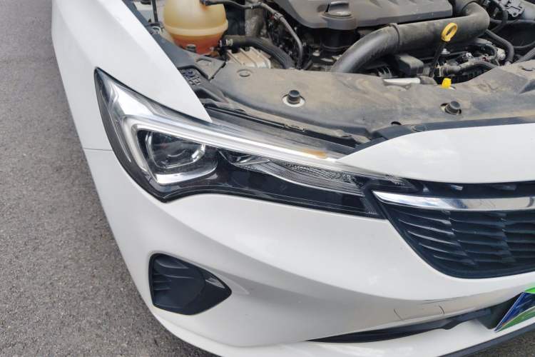 Used Buick Verano 2023 Pro Enjoyment Edition Right Front Headlight