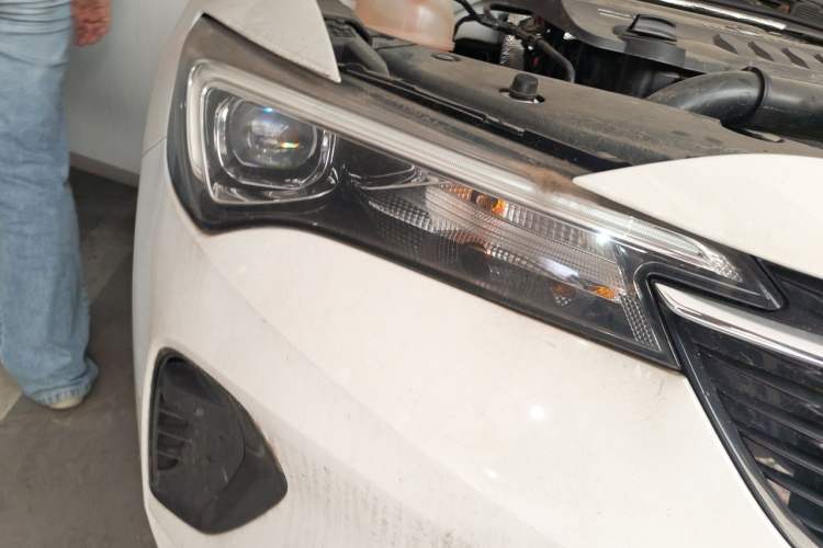 Used Buick Verano 2023 Pro Enjoyment Edition Right Front Headlight