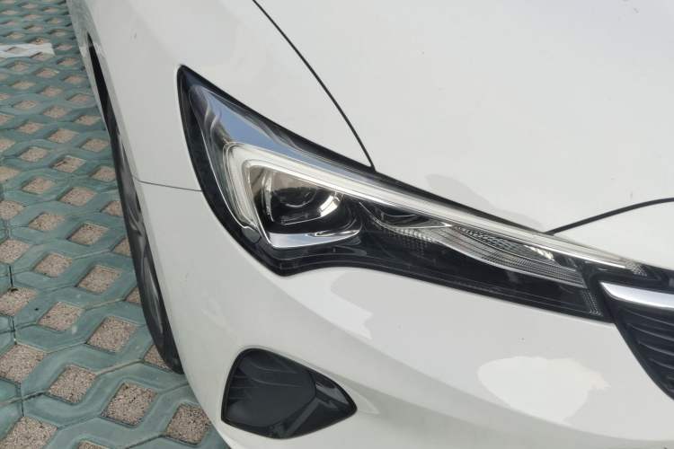Used Buick Verano 2023 Pro Enjoyment Edition Right Front Headlight