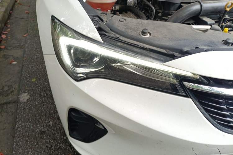 Used Buick Verano 2023 Pro Enjoyment Edition Right Front Headlight