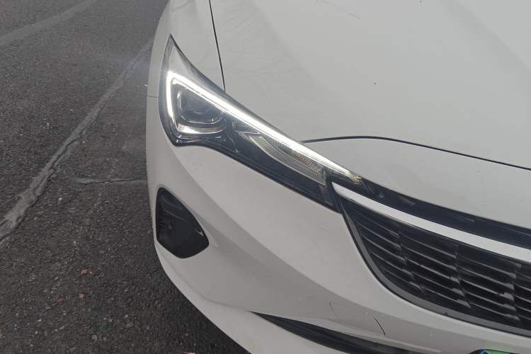 Used Buick Verano 2023 Pro Enjoyment Edition Right Front Headlight