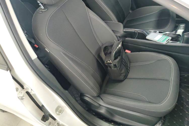 Used Buick Verano 2023 Pro Le Yi Edition Right Front Seat