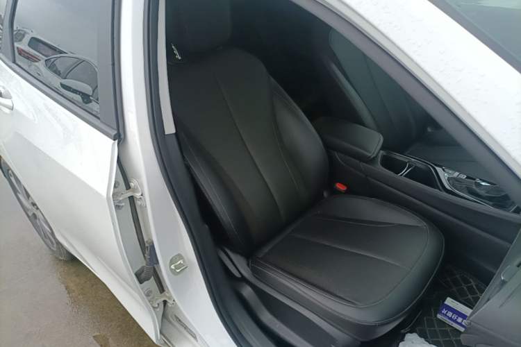 Used Buick Verano 2023 Pro Enjoyment Edition Right Front Seat