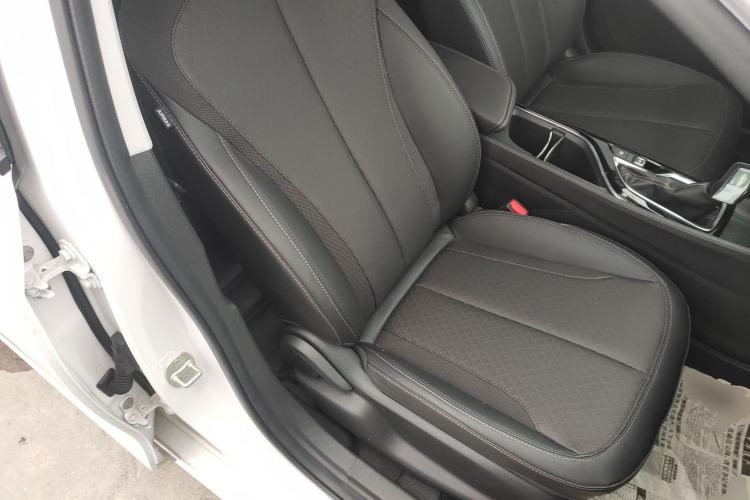 Used Buick Verano 2023 Pro Enjoyment Edition Right Front Seat