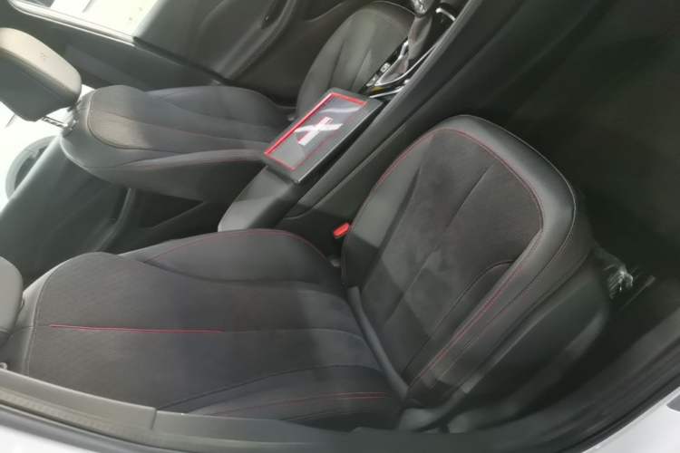 Used Buick Verano 2023 Pro GS Swift Edition Right Front Seat