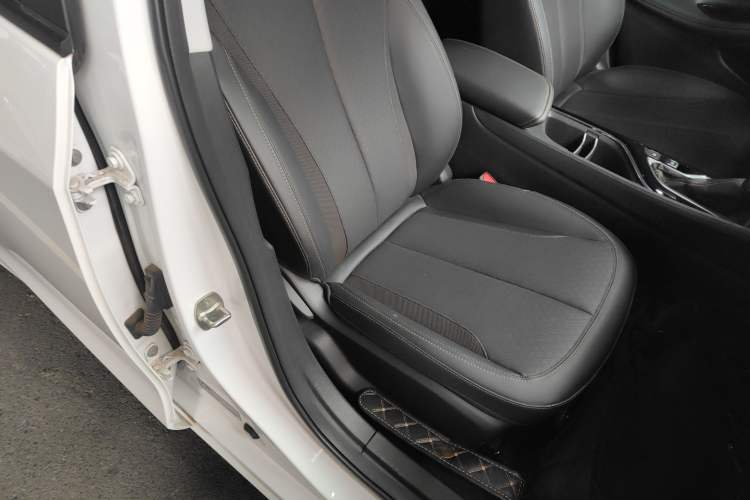 Used Buick Verano 2023 Pro Enjoyment Edition Right Front Seat