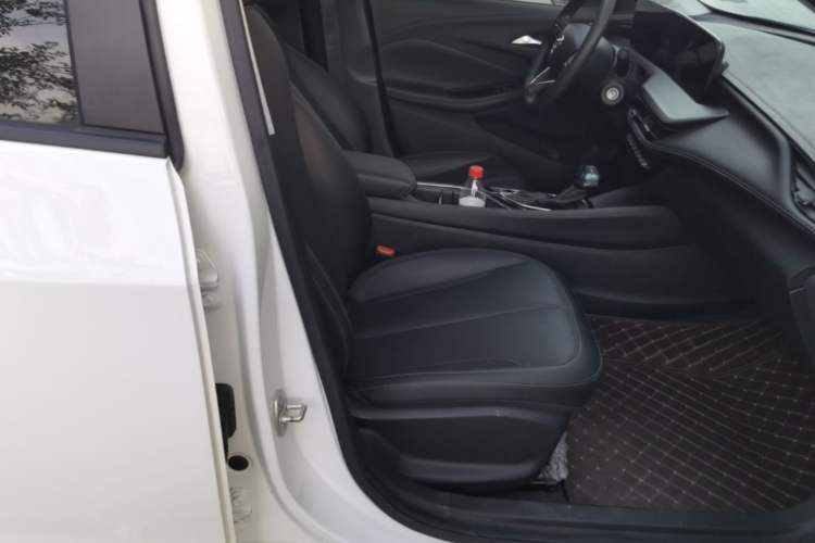 Used Buick Verano 2023 Pro Enjoyment Edition Right Front Seat