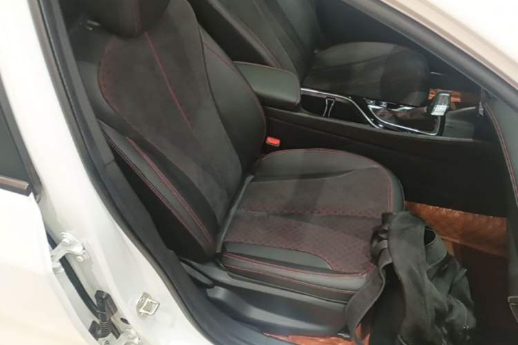 Used Buick Verano 2023 Pro GS Swift Edition Right Front Seat