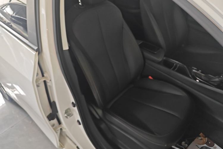 Used Buick Verano 2023 Pro Enjoyment Edition Right Front Seat