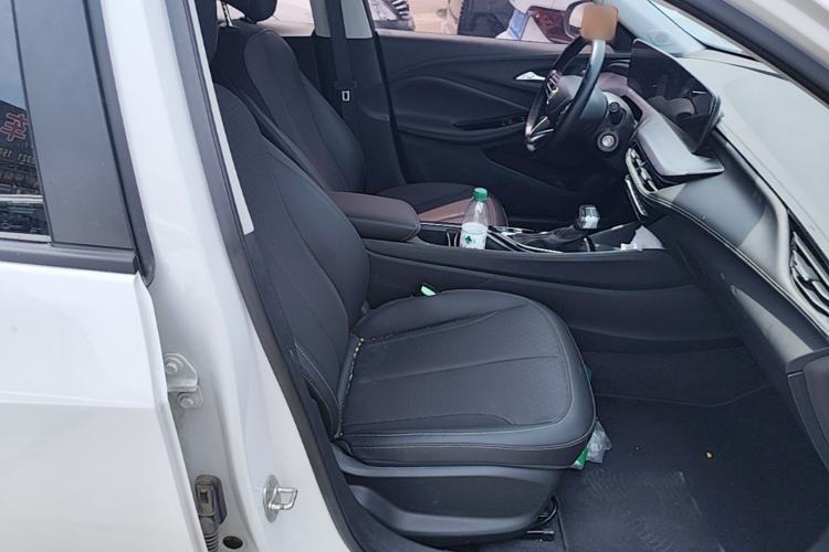 Used Buick Verano 2023 Pro Enjoyment Edition Right Front Seat