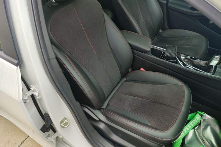 Used Buick Verano 2023 Pro GS Swift Edition Right Front Seat