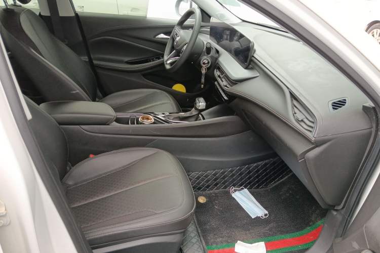 Used Buick Verano 2023 Pro Enjoyment Edition Right Front Seat