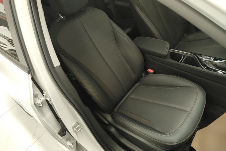 Used Buick Verano 2023 Pro Enjoyment Edition Right Front Seat
