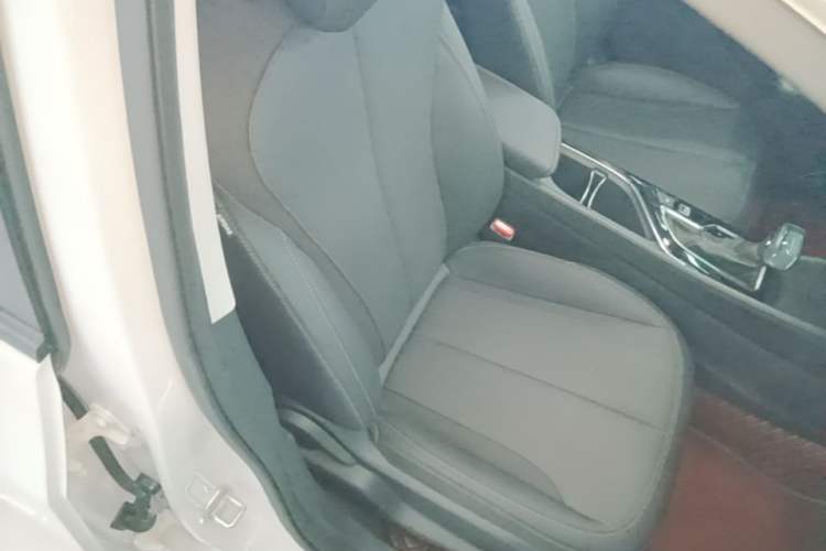 Used Buick Verano 2023 Pro Enjoyment Edition Right Front Seat