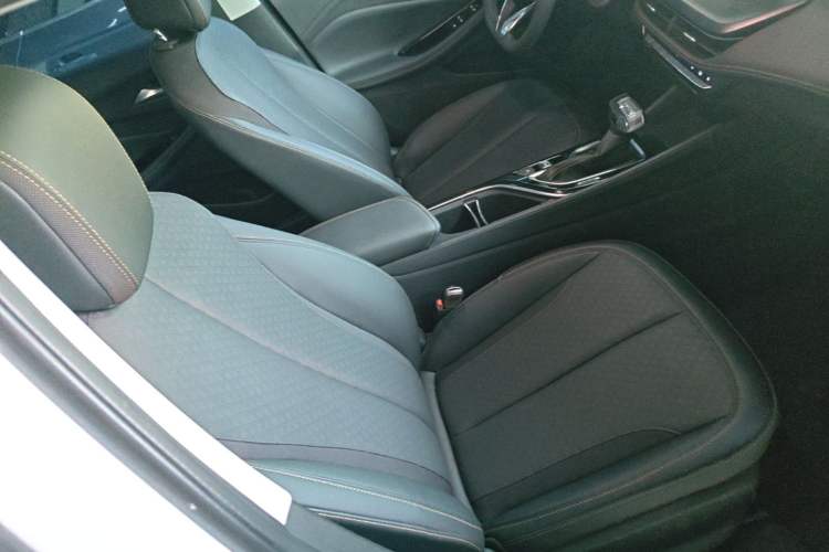 Used Buick Verano 2023 Pro Enjoyment Edition Right Front Seat