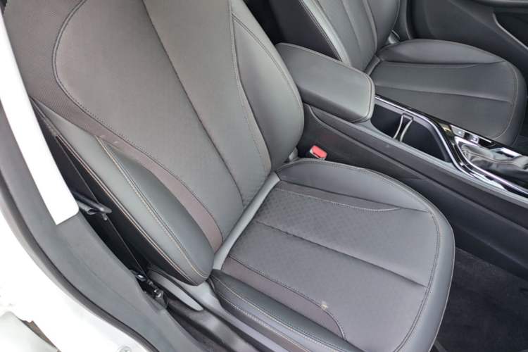 Used Buick Verano 2023 Pro Enjoyment Edition Right Front Seat
