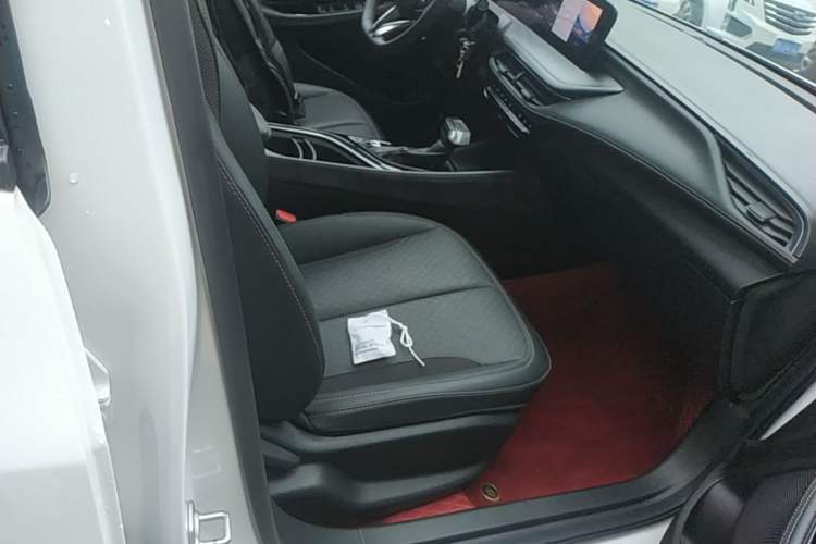 Used Buick Verano 2023 Pro Enjoyment Edition Right Front Seat