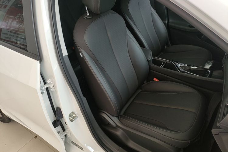 Used Buick Verano 2023 Pro Enjoyment Edition Right Front Seat