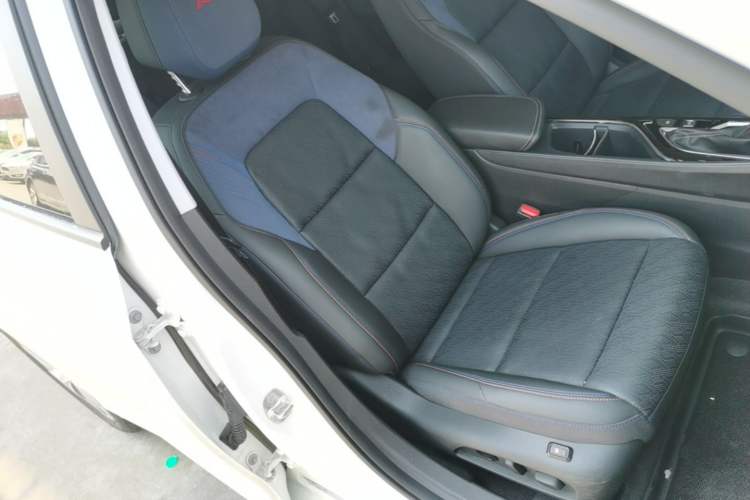 Used Buick Verano 2023 Pro Enjoyment Edition Right Front Seat