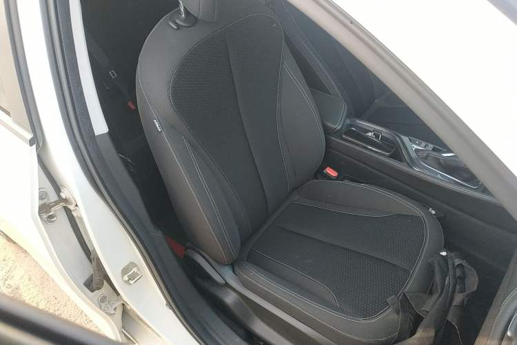 Used Buick Verano 2023 Pro Le Yi Edition Right Front Seat