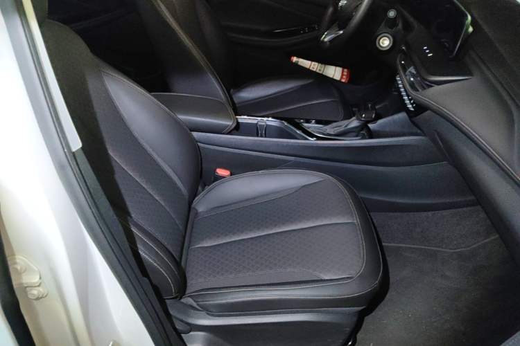 Used Buick Verano 2023 Pro Enjoyment Edition Right Front Seat