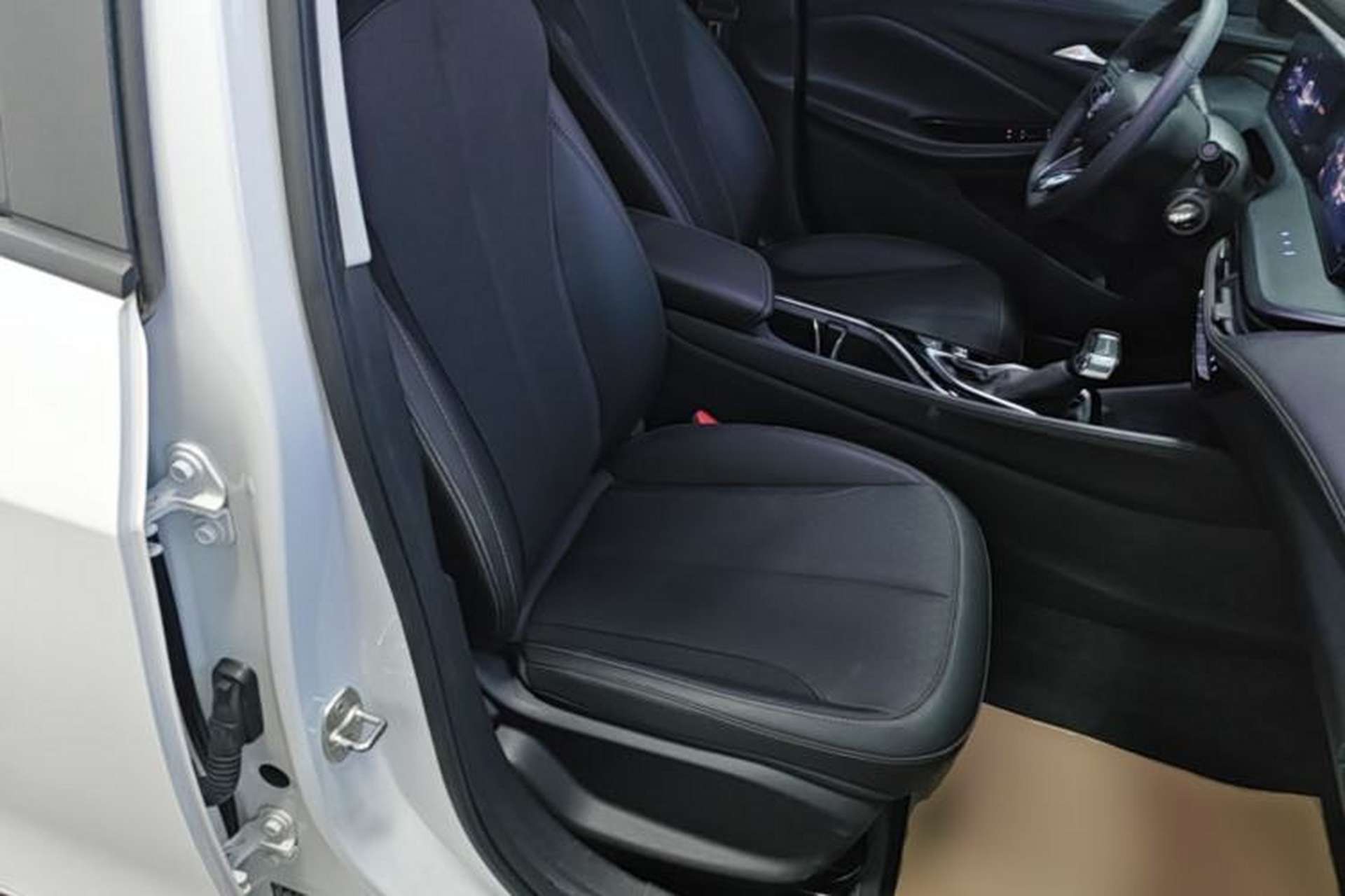 Used Buick Verano 2023 Pro Enjoyment Edition Right Front Seat