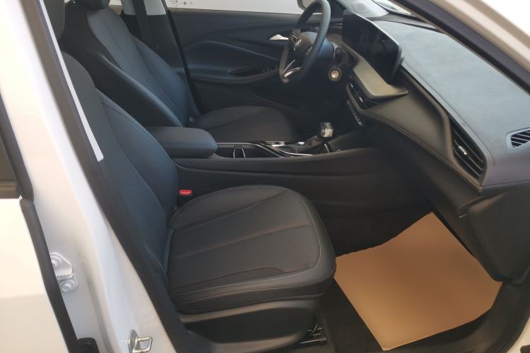 Used Buick Verano 2023 Pro Enjoyment Edition Right Front Seat