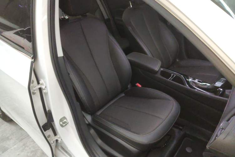 Used Buick Verano 2023 Pro Enjoyment Edition Right Front Seat