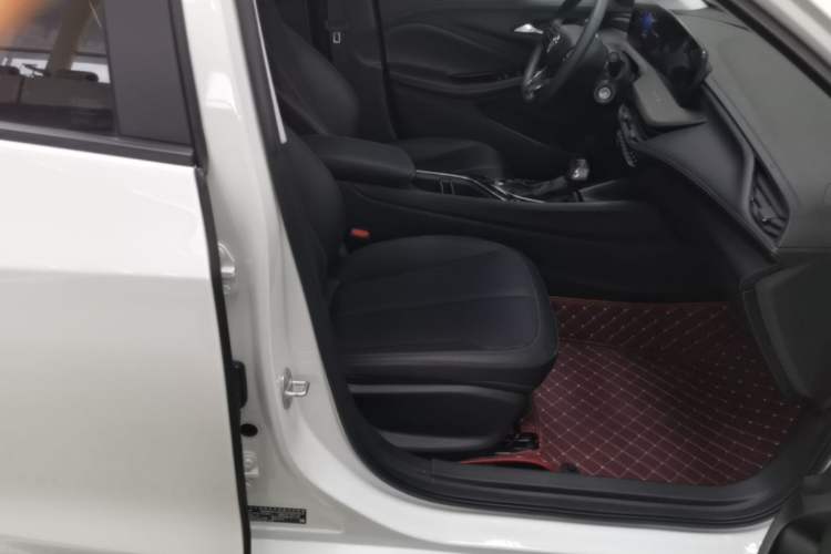 Used Buick Verano 2023 Pro Enjoyment Edition Right Front Seat