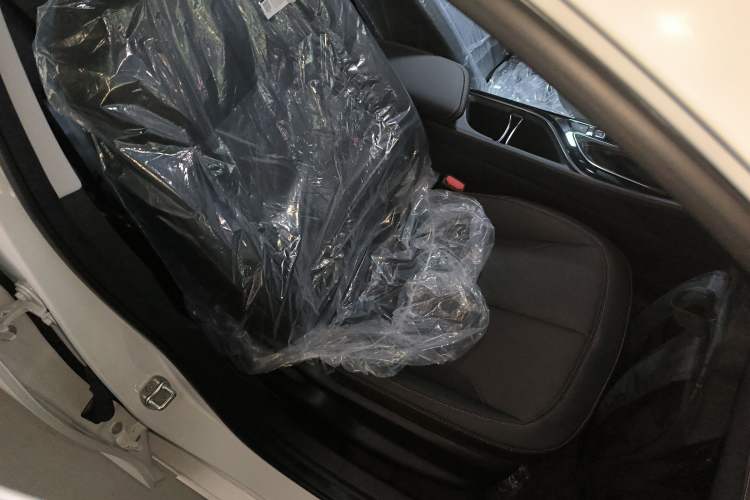 Used Buick Verano 2023 Pro Enjoyment Edition Right Front Seat