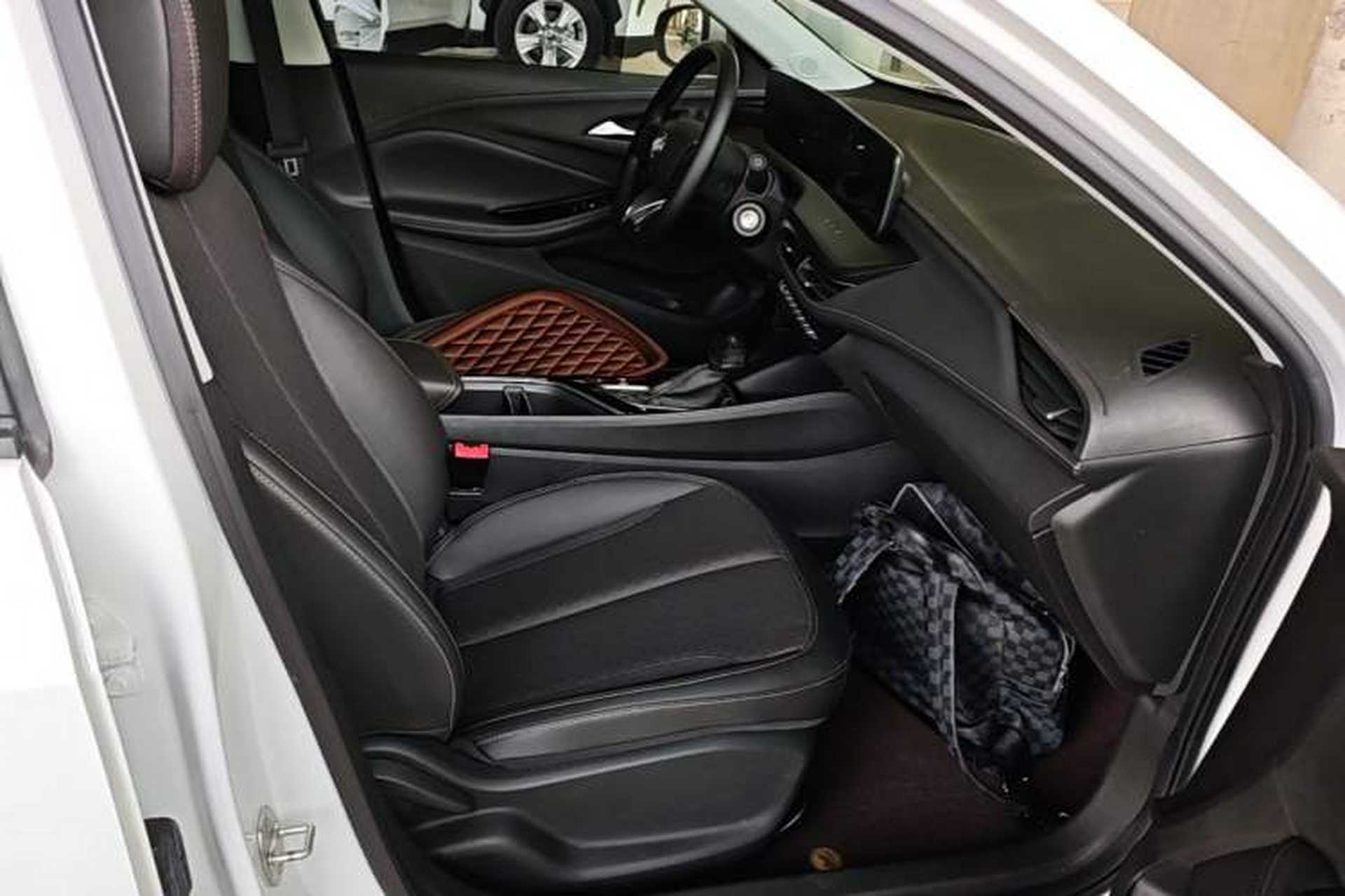 Used Buick Verano 2023 Pro Enjoyment Edition Right Front Seat