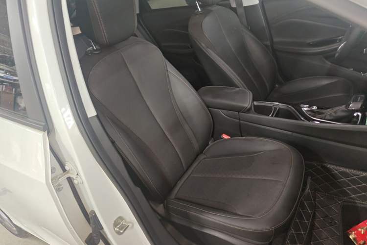 Used Buick Verano 2023 Pro Enjoyment Edition Right Front Seat