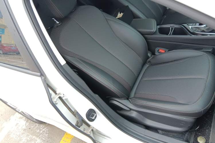 Used Buick Verano 2023 Pro Enjoyment Edition Right Front Seat