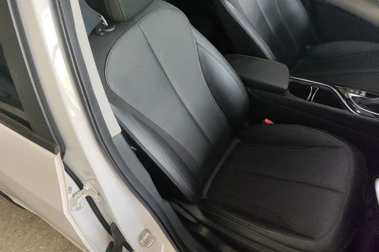 Used Buick Verano 2023 Pro Enjoyment Edition Right Front Seat