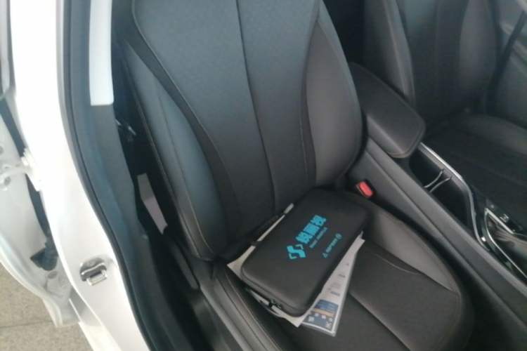 Used Buick Verano 2023 Pro Enjoyment Edition Right Front Seat