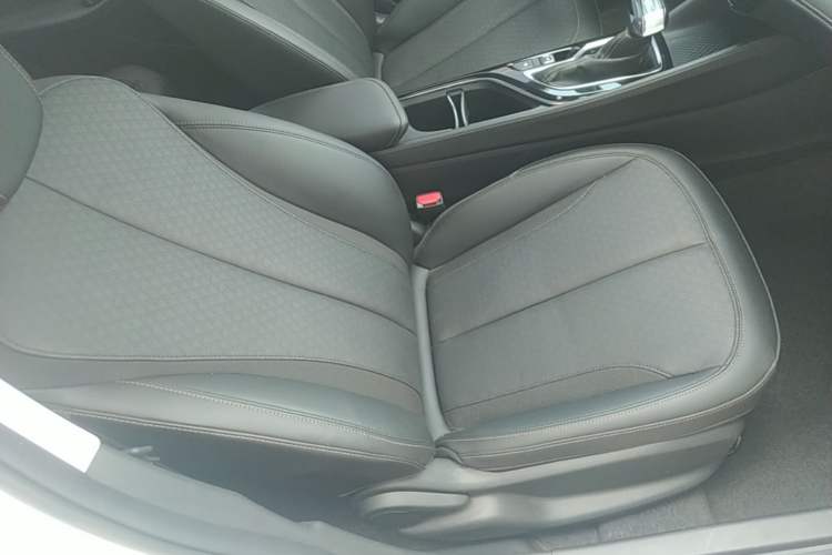 Used Buick Verano 2023 Pro Enjoyment Edition Right Front Seat
