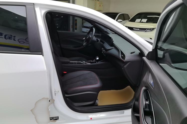 Used Buick Verano 2023 Pro GS Swift Edition Right Front Seat