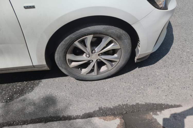 Used Buick Verano 2023 Pro Le Yi Edition Right Front Wheel Hub