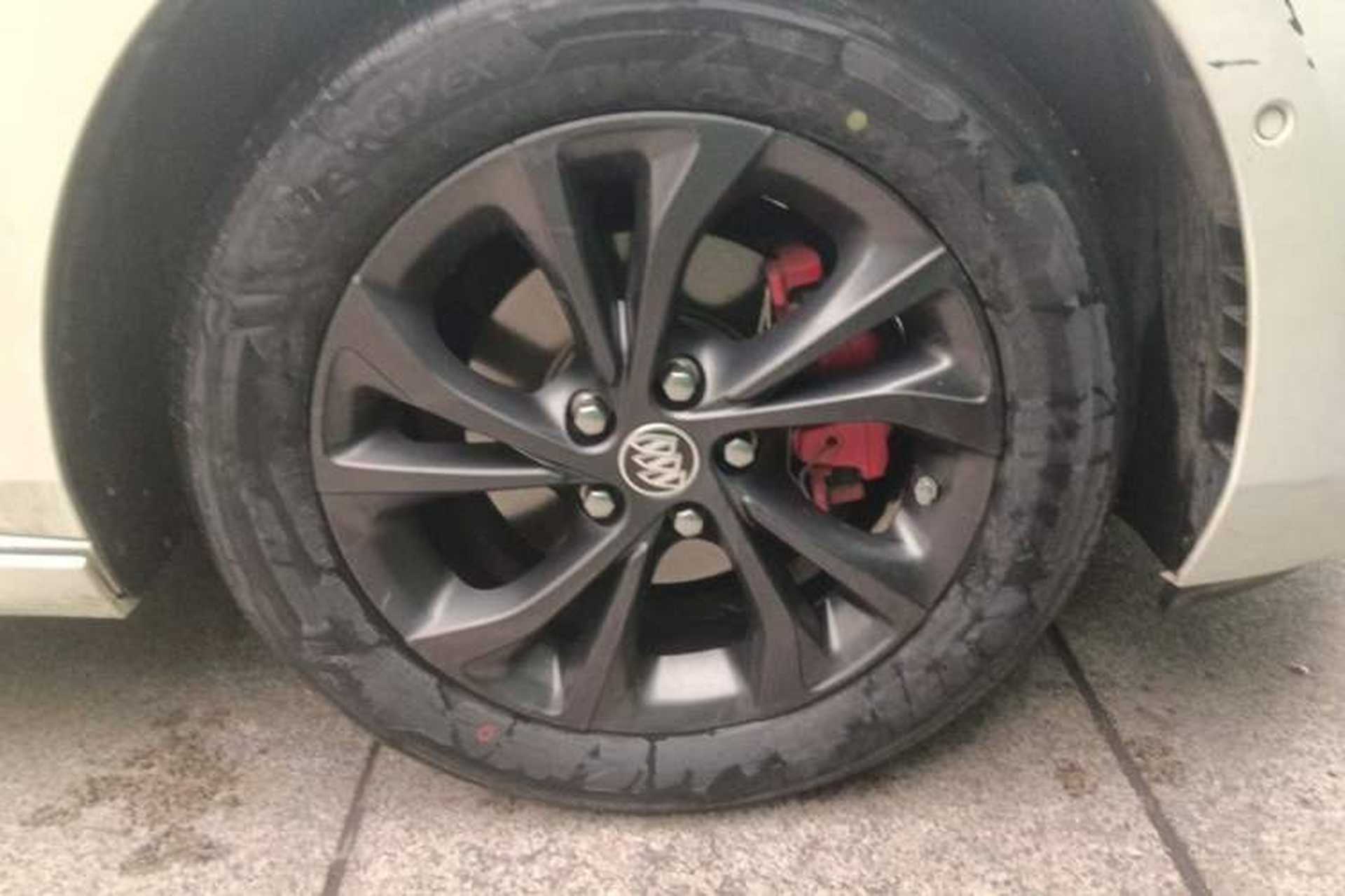 Used Buick Verano 2023 Pro GS Swift Edition Right Front Wheel Hub