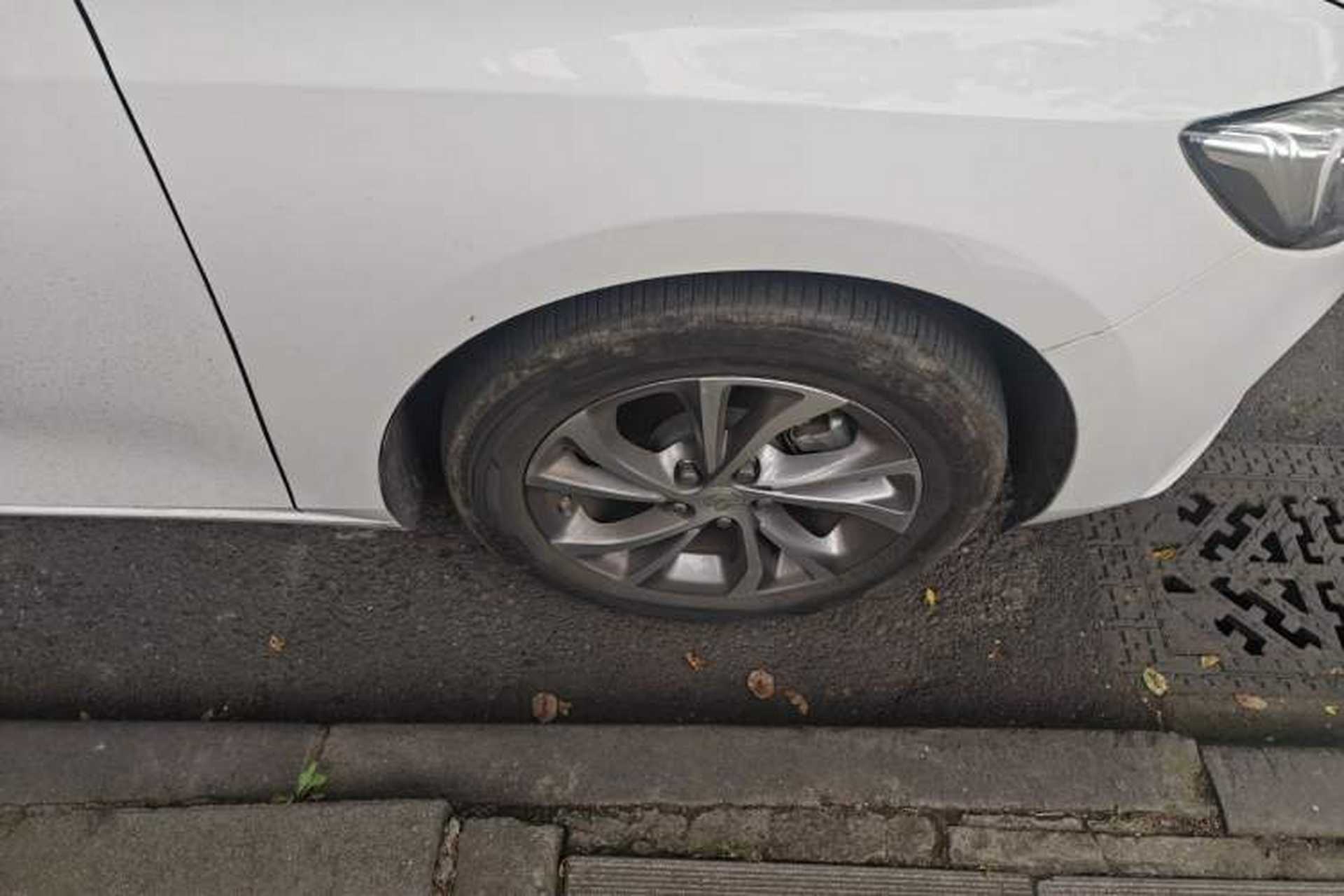 Used Buick Verano 2023 Pro Enjoyment Edition Right Front Wheel Hub