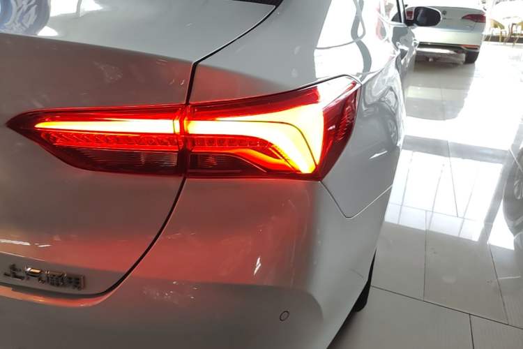 Used Buick Verano 2023 Pro Enjoyment Edition Right Rear Taillight
