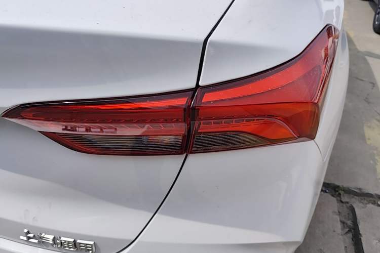 Used Buick Verano 2023 Pro Enjoyment Edition Right Rear Taillight