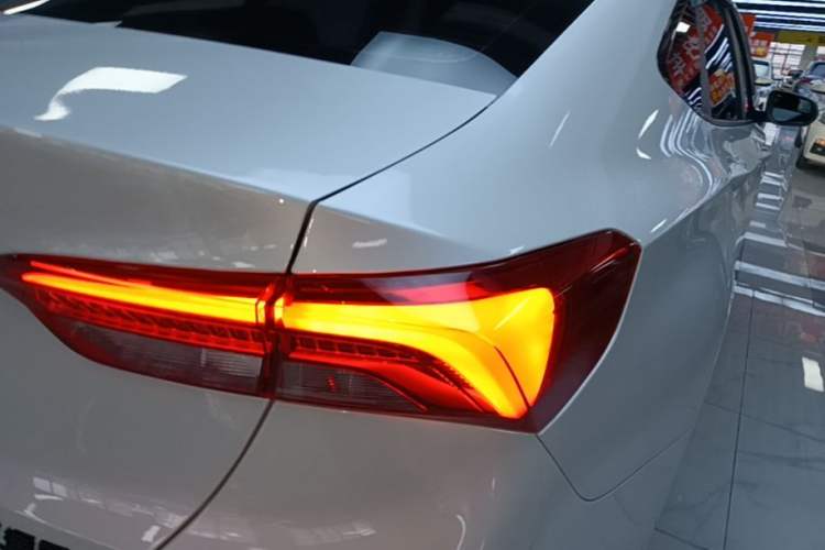 Used Buick Verano 2023 Pro GS Hunter Wind Edition Right Rear Taillight