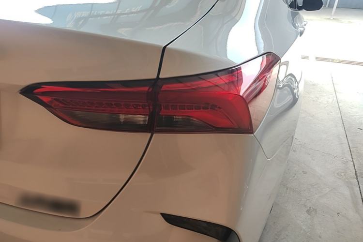 Used Buick Verano 2023 Pro GS Hunter Wind Edition Right Rear Taillight