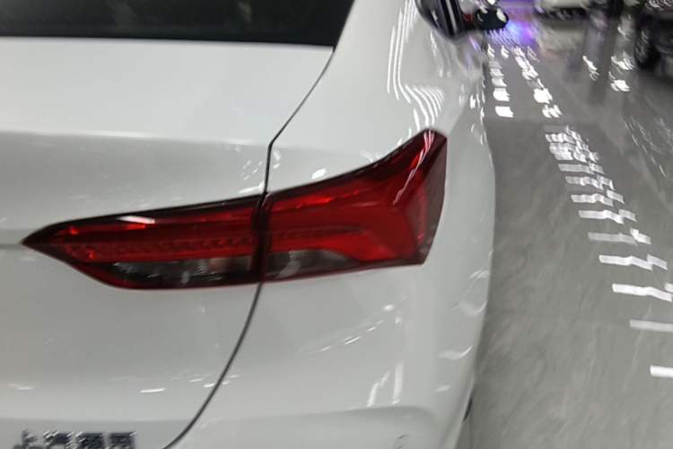 Used Buick Verano 2023 Pro Enjoyment Edition Right Rear Taillight