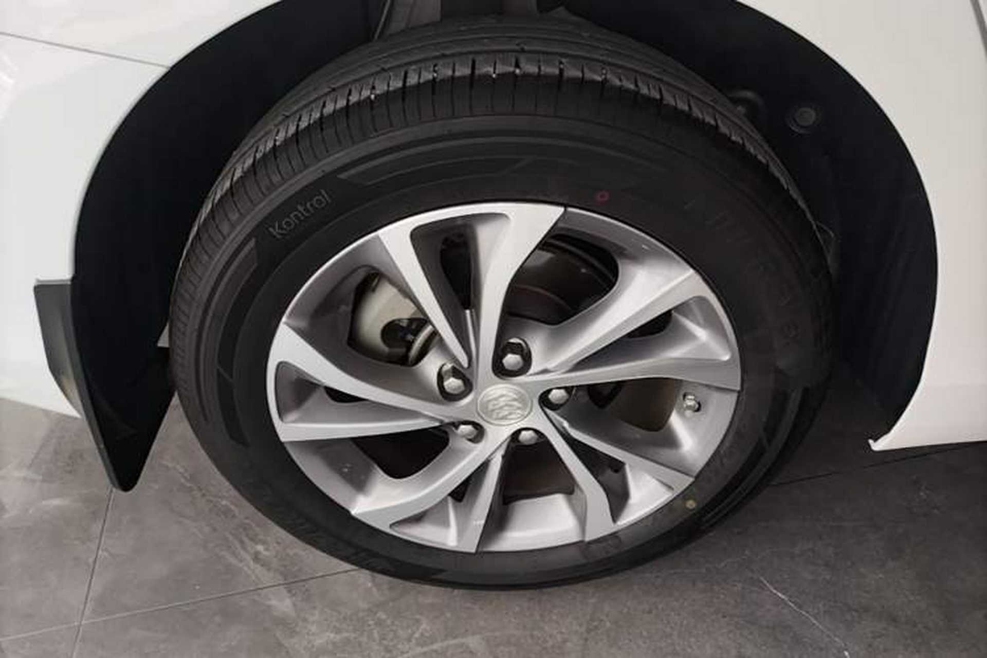 Used Buick Verano 2023 Pro Enjoyment Edition Right Rear Wheel Hub