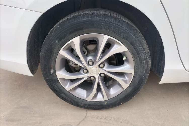 Used Buick Verano 2023 Pro Enjoyment Edition Right Rear Wheel Hub