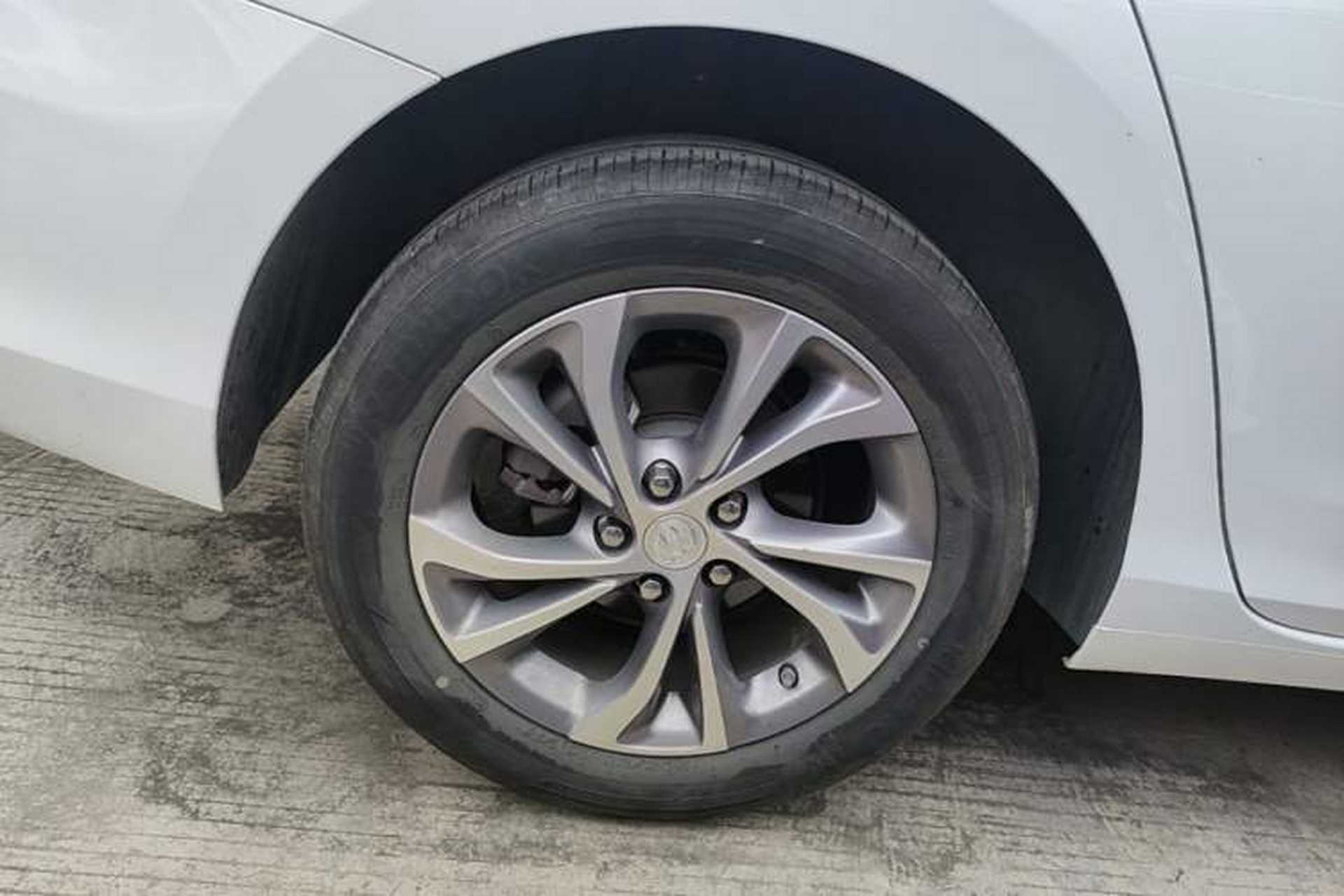 Used Buick Verano 2023 Pro Enjoyment Edition Right Rear Wheel Hub