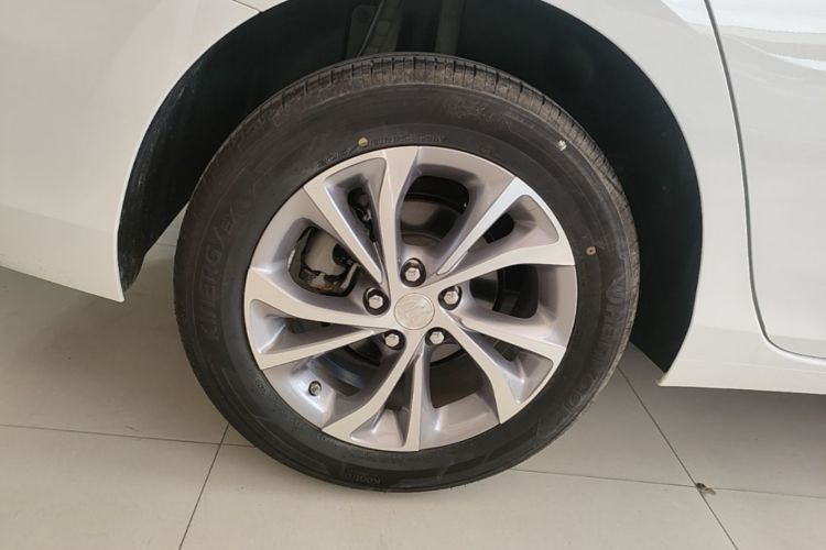 Used Buick Verano 2023 Pro Enjoyment Edition Right Rear Wheel Hub